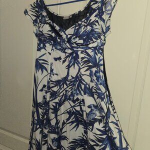 eShakti Size 16 Floral Empire waist below knees Dress Blue and White Floral